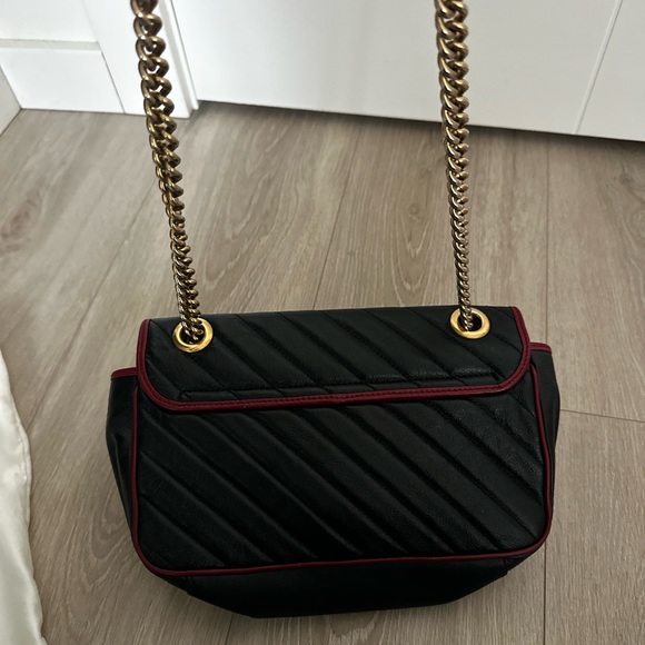 Gucci Marmont Special Edition Crossbody - Picture 4 of 5